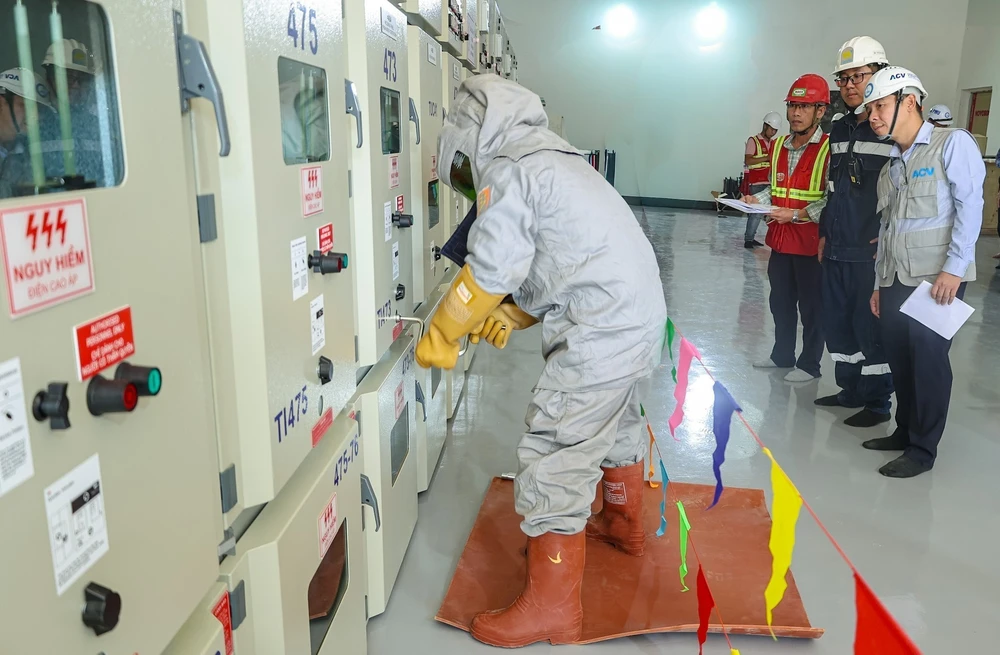 Hơn 15.000 người nỗ lực để sân bay Long Thành đón chuyến bay đầu vào ngày 19/12 - Ảnh 11.