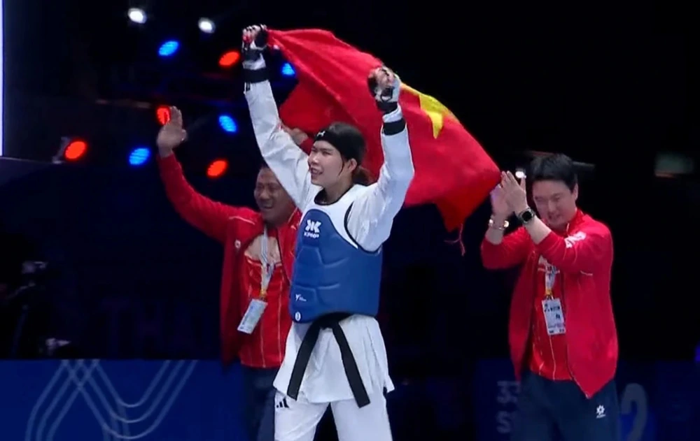 TRỰC TIẾP SEA Games 2025 hôm nay 13/12: Ánh Tuyết thắng đối thủ Thái Lan, giành HCV - Ảnh 2. TRỰC TIẾP SEA Games 2025 hôm nay 13/12: Ánh Tuyết thắng đối thủ Thái Lan, giành HCV - Ảnh 2.