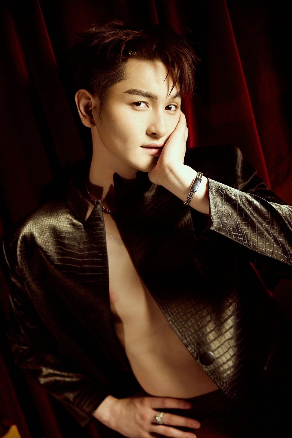 Diễn viên Minh Khải tiết lộ dự án điện ảnh mới vào đúng dịp sinh nhật - Ảnh 4. Diễn viên Minh Khải tiết lộ dự án điện ảnh mới vào đúng dịp sinh nhật - Ảnh 4.