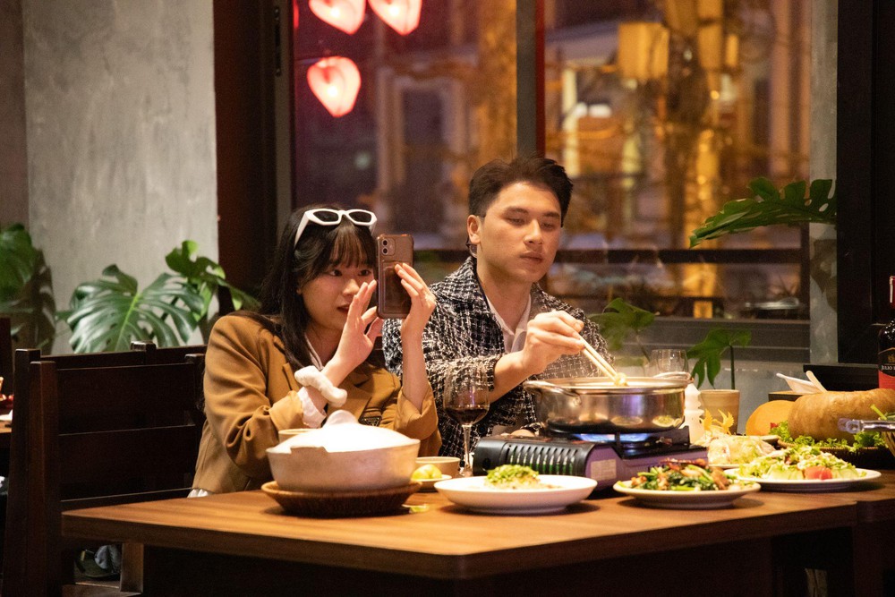 Chợ Tình Quán 63d Fansipan – không gian Tây Bắc nguyên bản giữa lòng Sapa và hành trình đánh thức vị giác bằng ẩm thực bản địa - Ảnh 3. Chợ Tình Quán 63d Fansipan – không gian Tây Bắc nguyên bản giữa lòng Sapa và hành trình đánh thức vị giác bằng ẩm thực bản địa - Ảnh 3.