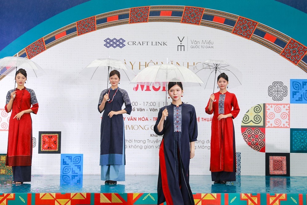 Hà Nội: Ngày hội văn hoá Mông 2025 - Ảnh 2. Hà Nội: Ngày hội văn hoá Mông 2025 - Ảnh 2.