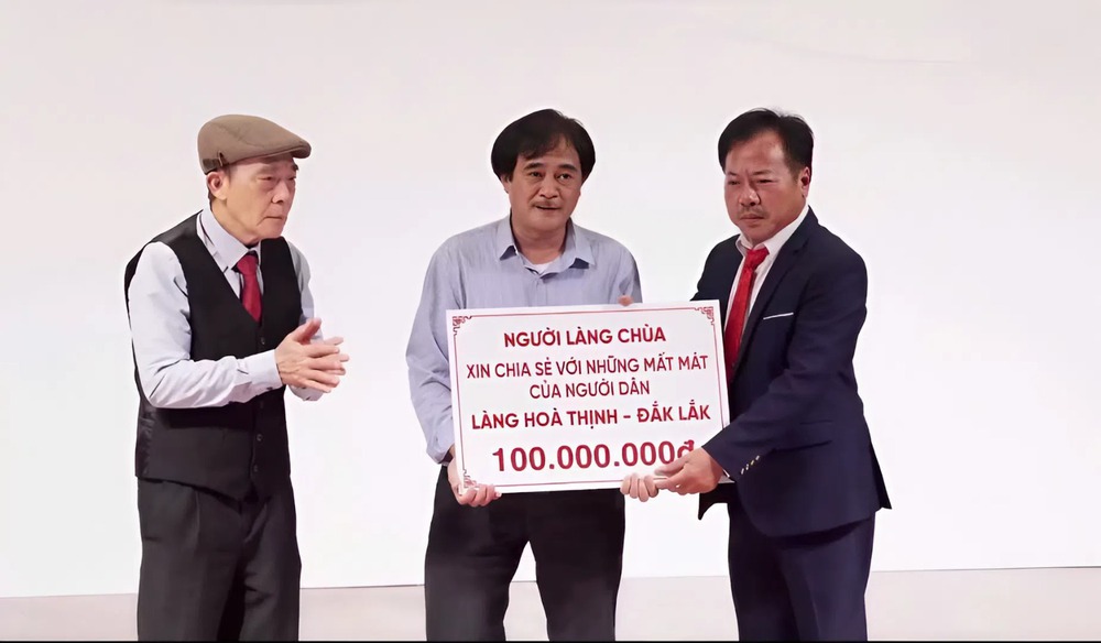 Tôn vinh những tiếng nói thơ ca thắp lên tình yêu nguồn cội - Ảnh 1. Tôn vinh những tiếng nói thơ ca thắp lên tình yêu nguồn cội - Ảnh 1.