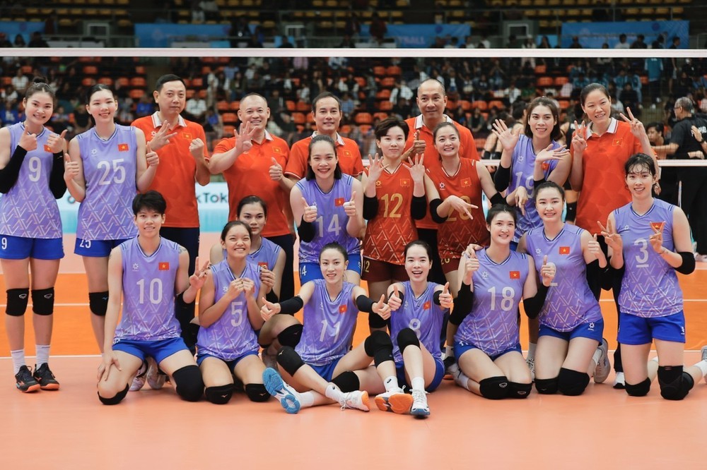 Bóng chuyền nữ Việt Nam công phá, soán ngôi Thái Lan? - Ảnh 1. Bóng chuyền nữ Việt Nam công phá, soán ngôi Thái Lan? - Ảnh 1.