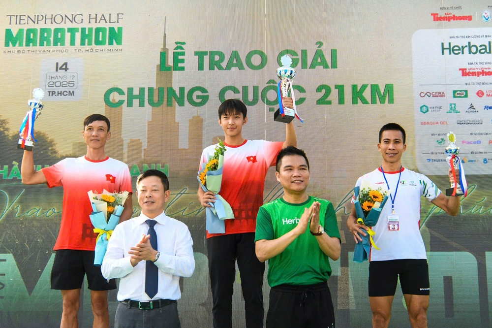 Hành trình xanh kết nối gần 2.000 vận động viên tranh tài - Ảnh 3. Hành trình xanh kết nối gần 2.000 vận động viên tranh tài - Ảnh 3.