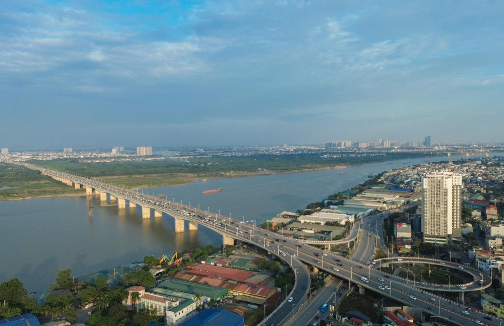 Không khí Thủ đô trong lành trở lại nhờ đợt gió mùa Đông Bắc - Ảnh 6. Không khí Thủ đô trong lành trở lại nhờ đợt gió mùa Đông Bắc - Ảnh 6.