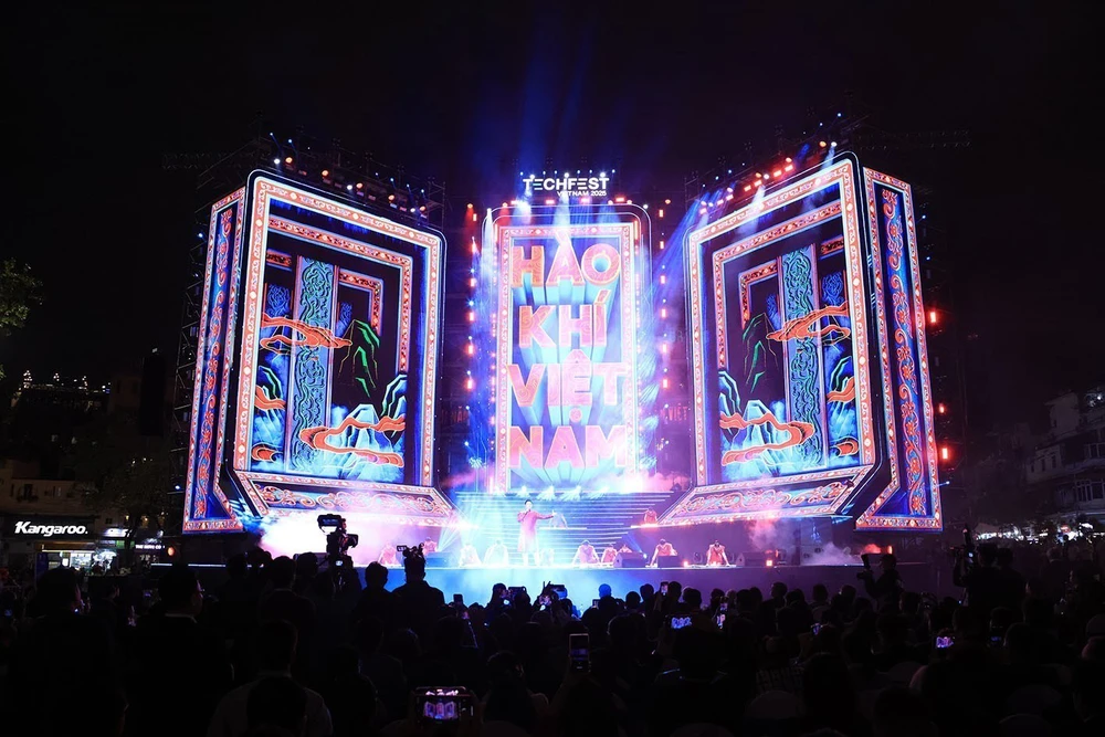 TECHFEST Việt Nam 2025: Không gian đổi mới sáng tạo mở kết nối cộng đồng - Ảnh 1. TECHFEST Việt Nam 2025: Không gian đổi mới sáng tạo mở kết nối cộng đồng - Ảnh 1.