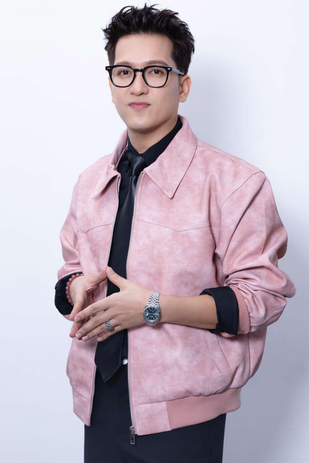 Trường Giang góp mặt vào đường đua phim Tết với “Nhà ba tôi một phòng” - Ảnh 3. Trường Giang góp mặt vào đường đua phim Tết với “Nhà ba tôi một phòng” - Ảnh 3.