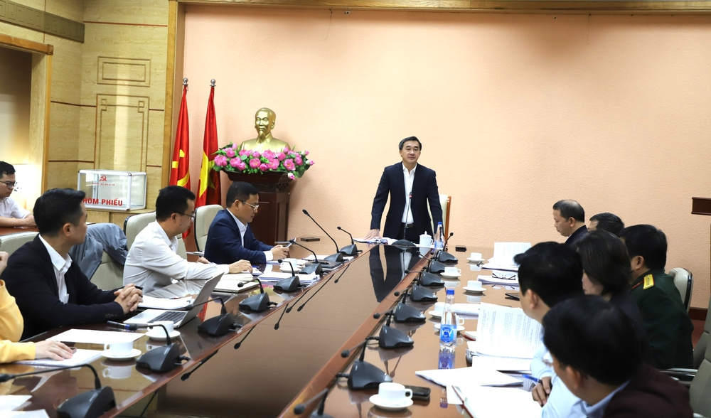 Ngành Y tế sẵn sàng các phương án bảo đảm an toàn tuyệt đối cho Đại hội Đảng Toàn quốc lần thứ XIV - Ảnh 1. Ngành Y tế sẵn sàng các phương án bảo đảm an toàn tuyệt đối cho Đại hội Đảng Toàn quốc lần thứ XIV - Ảnh 1.