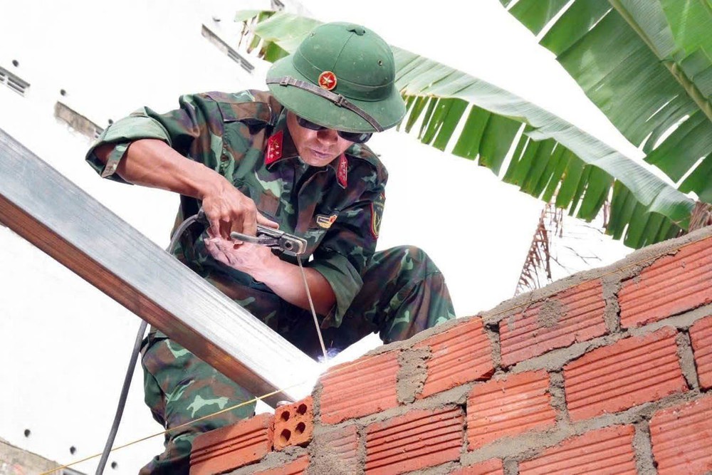 Đà Nẵng: Thần tốc xây dựng và sửa chữa nhà ở cho nhân dân do thiên tai gây ra - Ảnh 5. Đà Nẵng: Thần tốc xây dựng và sửa chữa nhà ở cho nhân dân do thiên tai gây ra - Ảnh 5.