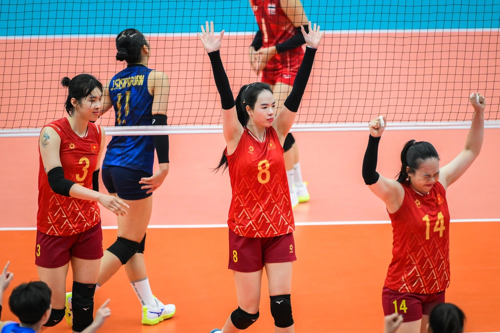 Thực sự thì tuyển bóng chuyền nữ Việt Nam thiếu điều gì nhất trong thất bại nghẹt thở ở chung kết SEA Games 2025? - Ảnh 1. Thực sự thì tuyển bóng chuyền nữ Việt Nam thiếu điều gì nhất trong thất bại nghẹt thở ở chung kết SEA Games 2025? - Ảnh 1.