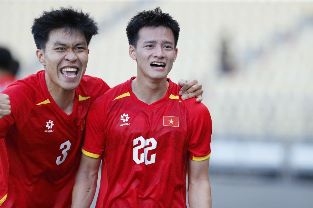 TRỰC TIẾP bóng đá Việt Nam vs Thái Lan 19h30 hôm nay, SEA Games 2025 - Ảnh 2.
