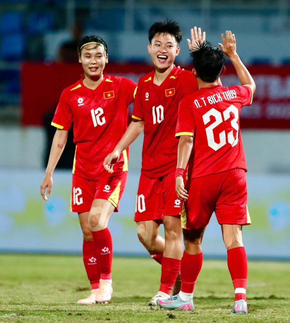Lịch thi đấu bóng đá SEA Games 2025 ngày 17/12 - Ảnh 1. Lịch thi đấu bóng đá SEA Games 2025 ngày 17/12 - Ảnh 1.