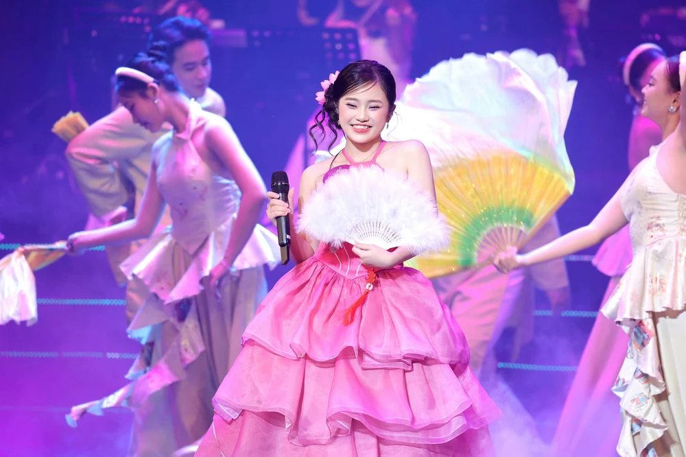 NSƯT Tố Nga từng ngạc nhiên về học trò 16 tuổi vừa giành giải Nhì Tiếng hát Hà Nội 2025 - Ảnh 2. NSƯT Tố Nga từng ngạc nhiên về học trò 16 tuổi vừa giành giải Nhì Tiếng hát Hà Nội 2025 - Ảnh 2.