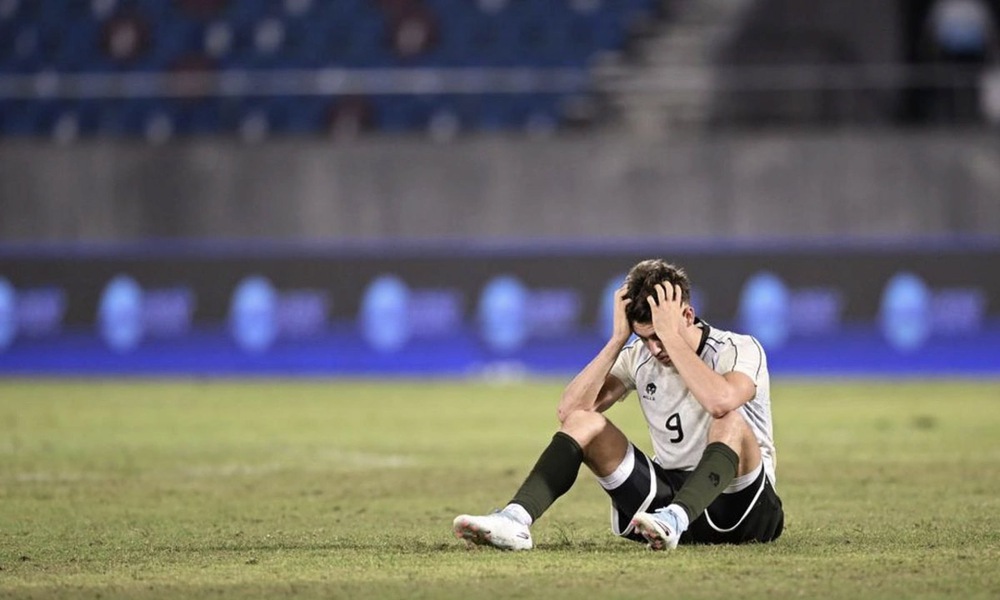 Indonesia chính thức sa thải Indra Sjafri sau kỳ SEA Games 2025 thảm họa - Ảnh 2.