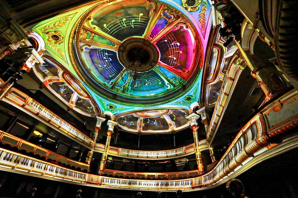 "Bước ngoặt" của nghệ thuật trong kỷ nguyên số (kỳ 2 và hết): Cần một chiến lược toàn diện - Ảnh 3. "Bước ngoặt" của nghệ thuật trong kỷ nguyên số (kỳ 2 và hết): Cần một chiến lược toàn diện - Ảnh 3.