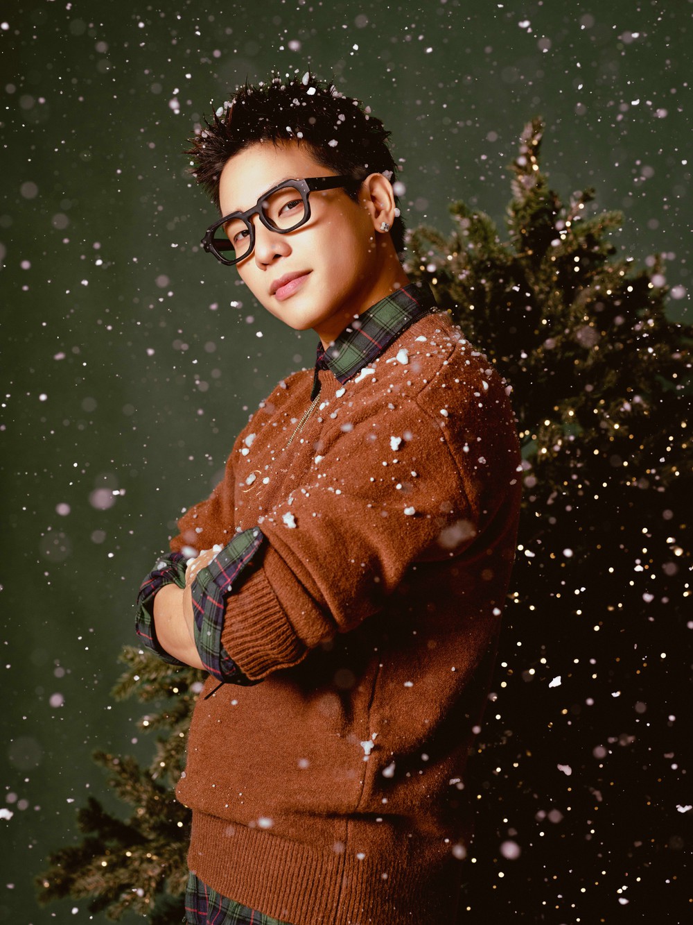 Quân A.P ra mắt MV "Lửa gần rơm" tặng quà fan trước thềm Noel  - Ảnh 3.