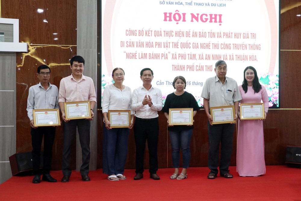 Nâng tầm di sản quốc gia “Nghề làm bánh Pía” gắn với phát triển du lịch - Ảnh 3. Nâng tầm di sản quốc gia “Nghề làm bánh Pía” gắn với phát triển du lịch - Ảnh 3.