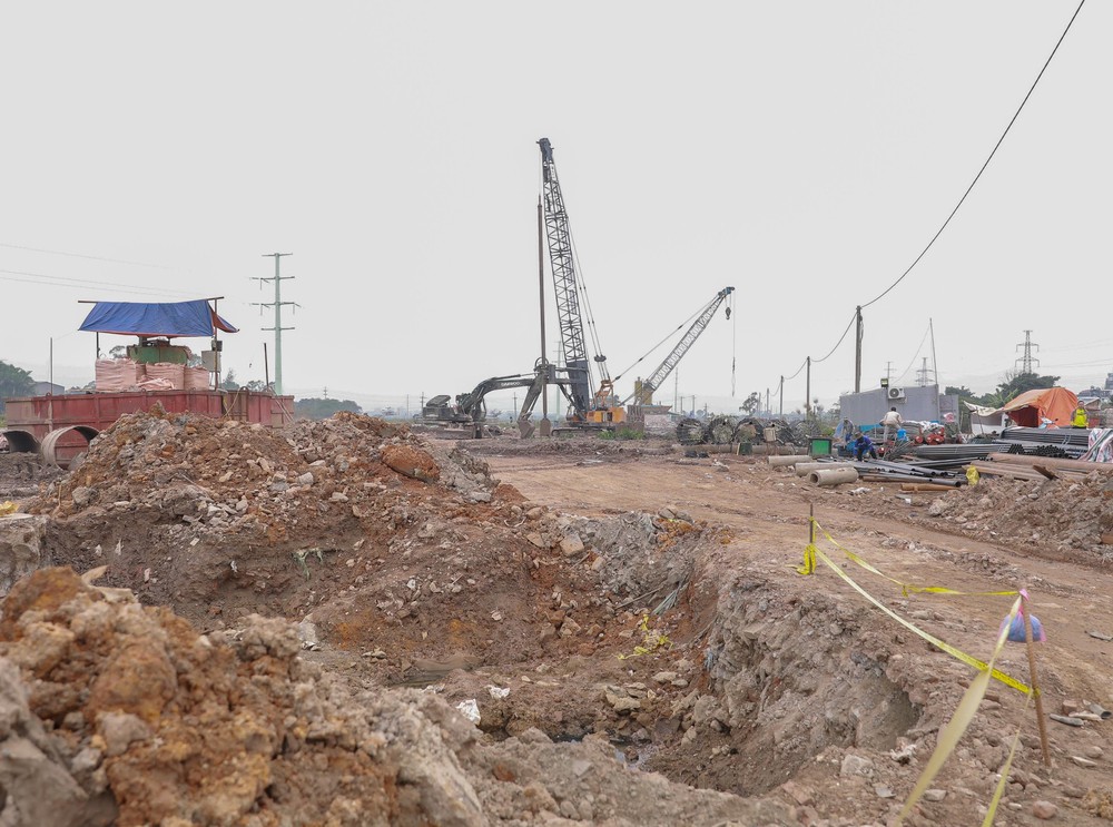 Hà Nội siết chặt kiểm soát bụi mịn từng bước nâng cao chất lượng không khí - Ảnh 5. Hà Nội siết chặt kiểm soát bụi mịn từng bước nâng cao chất lượng không khí - Ảnh 5.