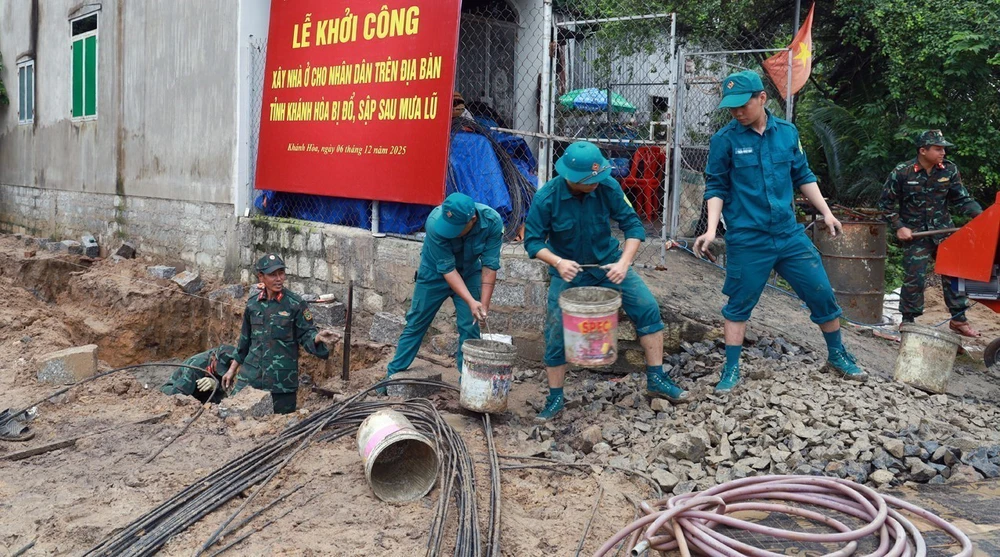 Thành phố Hồ Chí Minh đã phân phối 250 tỷ hỗ trợ đồng bào bị thiên tai - Ảnh 1. Thành phố Hồ Chí Minh đã phân phối 250 tỷ hỗ trợ đồng bào bị thiên tai - Ảnh 1.