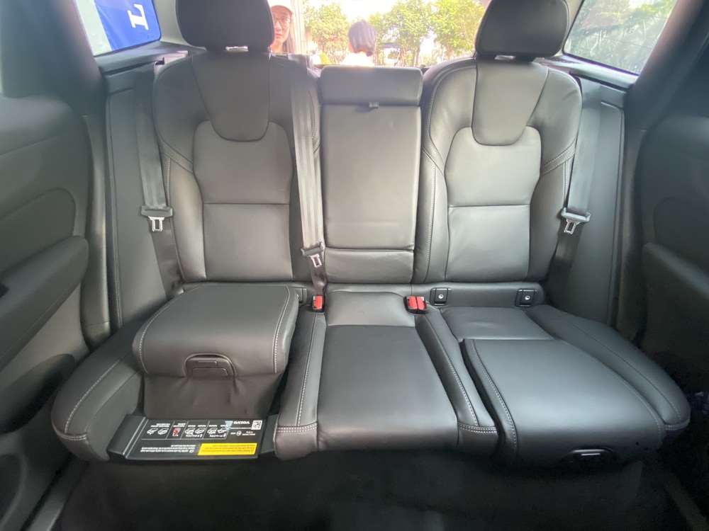 Sau tay lái Volvo XC60 Ultra 2025: Một trải nghiệm "Lagom" - Ảnh 3.