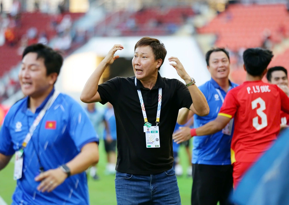 Cabin BLV: “Kỷ lục gia” Kim Sang Sik - Ảnh 1. Cabin BLV: “Kỷ lục gia” Kim Sang Sik - Ảnh 1.