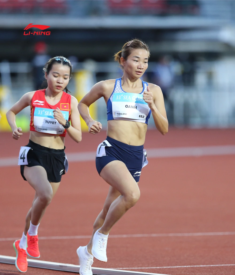 Lê Thị Tuyết giành 2 HCB SEA Games 2025, sẵn sàng nối bước Nguyễn Thị Oanh mang vinh quang về cho điền kinh Việt Nam Lê Thị Tuyết giành 2 HCB SEA Games 2025, sẵn sàng nối bước Nguyễn Thị Oanh mang vinh quang về cho điền kinh Việt Nam