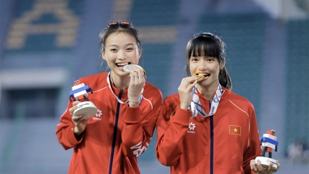 Cô gái vàng nhảy xa Việt Nam nghẹn ngào tặng HCV SEA Games 2025 cho người cha quá cố - Ảnh 3. SEA Games 2025