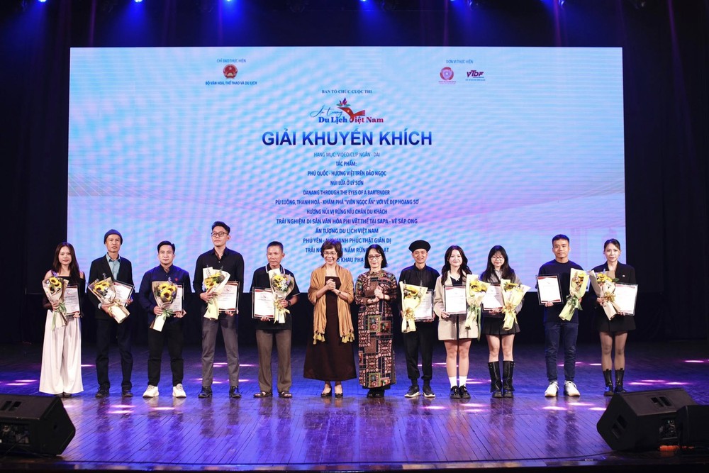 Vinh danh những sáng tạo Video/clip "Ấn tượng Du lịch Việt Nam" năm 2025 - Ảnh 5. Vinh danh những sáng tạo Video/clip "Ấn tượng Du lịch Việt Nam" năm 2025 - Ảnh 5.