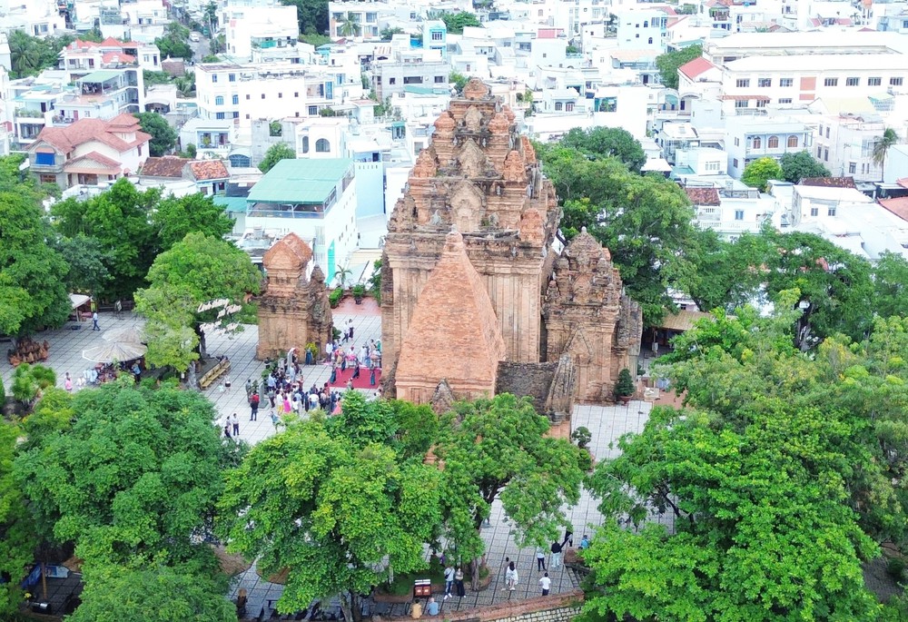 Tạo sức sống mới cho di sản văn hóa Chăm - Ảnh 1.