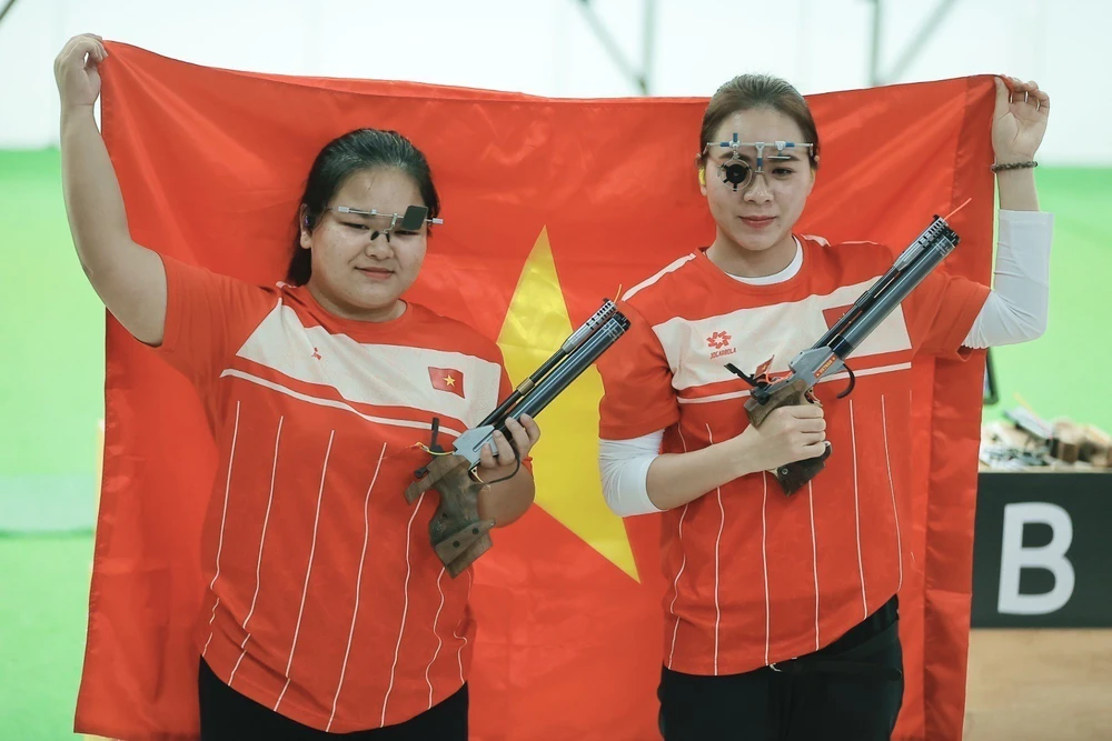 Trịnh Thu Vinh tiếp tục mang huy chương vàng về cho Thể thao Việt Nam tại SEA Games 33 - Ảnh 1. Trịnh Thu Vinh tiếp tục mang huy chương vàng về cho Thể thao Việt Nam tại SEA Games 33 - Ảnh 1.