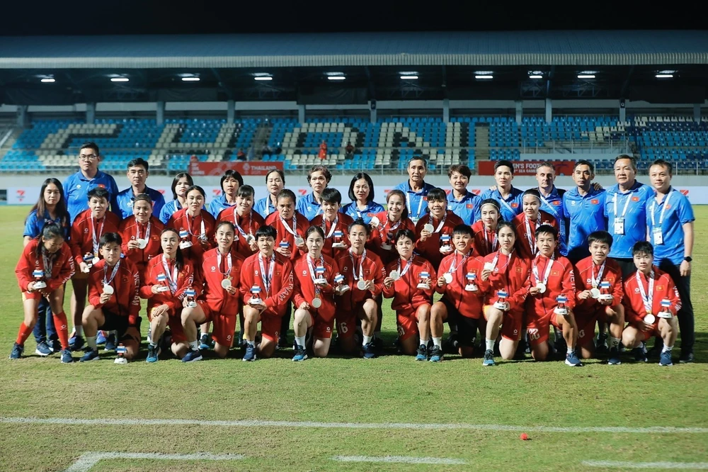 HLV Mai Đức Chung: ‘Trọng tài bóng đá nữ tại SEA Games năm nay kém’ - Ảnh 2. HLV Mai Đức Chung: ‘Trọng tài bóng đá nữ tại SEA Games năm nay kém’ - Ảnh 2.