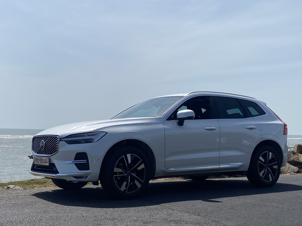 Sau tay lái Volvo XC60 Ultra 2025: Một trải nghiệm "Lagom" - Ảnh 1.
