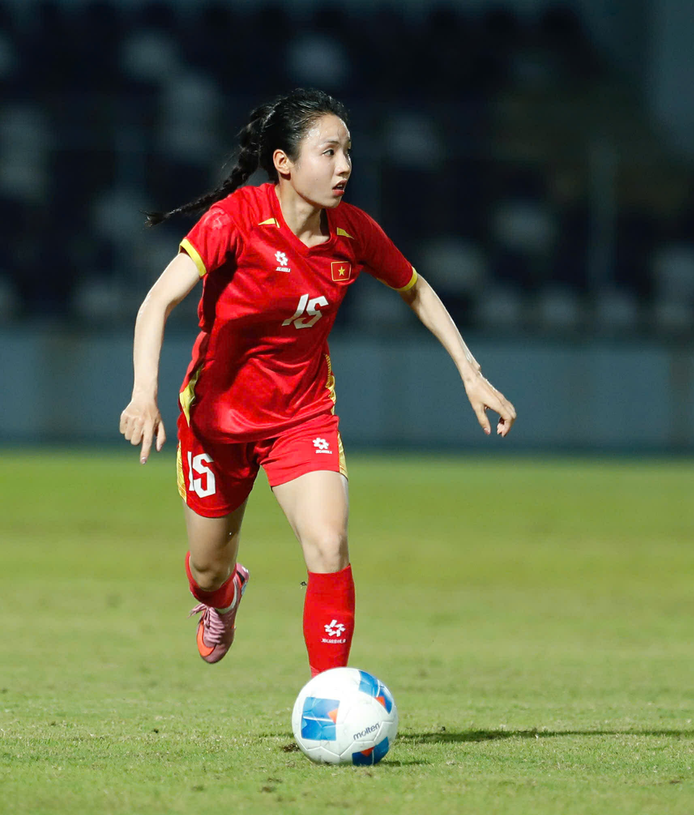 Trần Thị Duyên - điểm sáng rực rỡ giữa nỗi tiếc nuối của tuyển nữ Việt Nam - Ảnh 3. Trần Thị Duyên - điểm sáng rực rỡ giữa nỗi tiếc nuối của tuyển nữ Việt Nam - Ảnh 3.