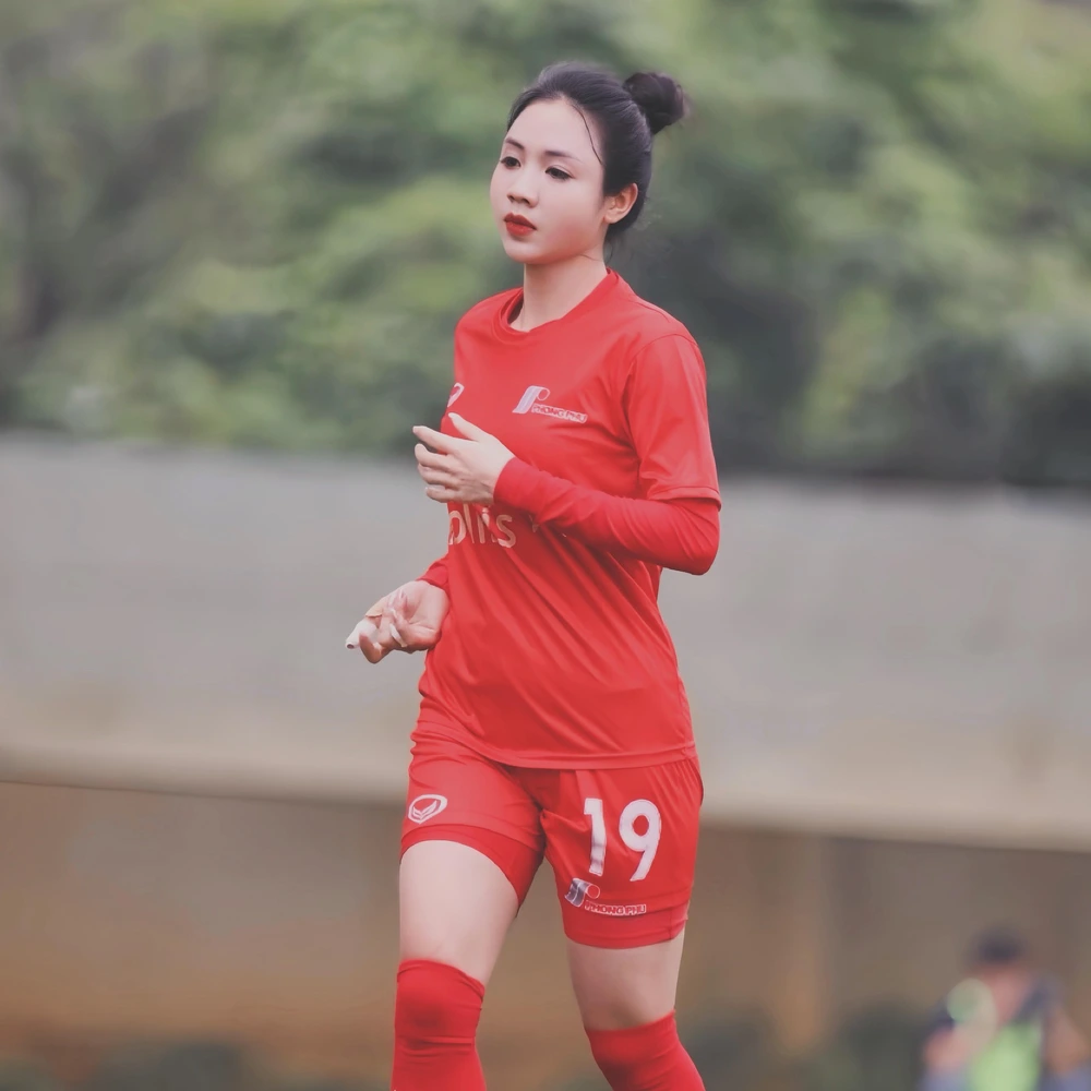 Trần Thị Duyên - điểm sáng rực rỡ giữa nỗi tiếc nuối của tuyển nữ Việt Nam - Ảnh 6. Trần Thị Duyên - điểm sáng rực rỡ giữa nỗi tiếc nuối của tuyển nữ Việt Nam - Ảnh 6.