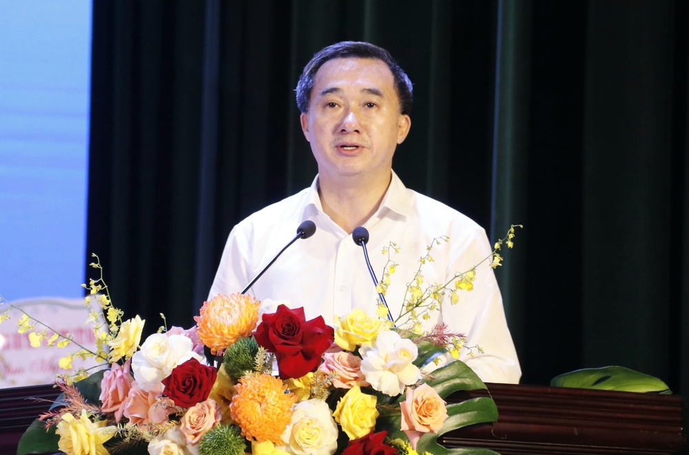 Khám sức khỏe định kỳ: Chăm sóc sức khỏe người dân từ sớm, từ xa - Ảnh 1. Khám sức khỏe định kỳ: Chăm sóc sức khỏe người dân từ sớm, từ xa - Ảnh 1.