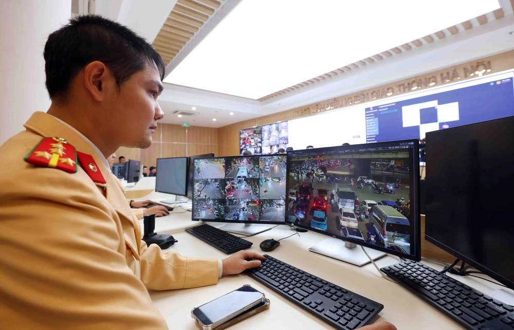 Camera AI đi vào hoạt động: Chuyển quản trị giao thông từ “con người điều khiển” sang “dữ liệu dẫn đường” - Ảnh 2. Camera AI đi vào hoạt động: Chuyển quản trị giao thông từ “con người điều khiển” sang “dữ liệu dẫn đường” - Ảnh 2.