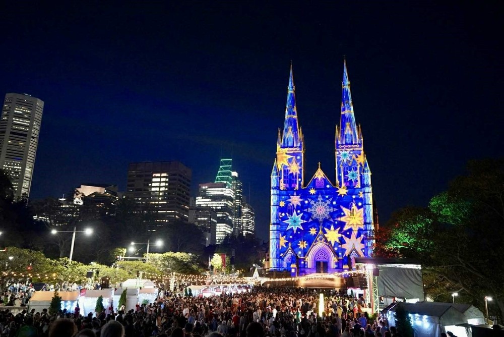 Giáng sinh rực rỡ sắc màu tại "xứ sở Chuột túi" - Ảnh 3.