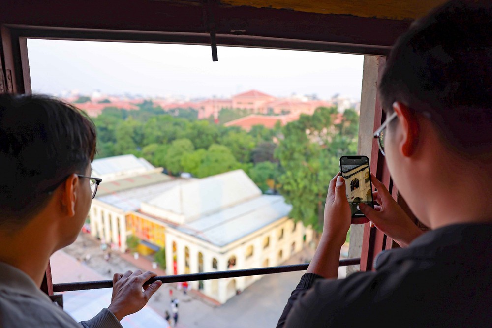 Sản phẩm du lịch “Ký ức Cột Cờ” tôn vinh giá trị biểu tượng của Cột cờ Hà Nội - Ảnh 13. Sản phẩm du lịch “Ký ức Cột Cờ” tôn vinh giá trị biểu tượng của Cột cờ Hà Nội - Ảnh 13.