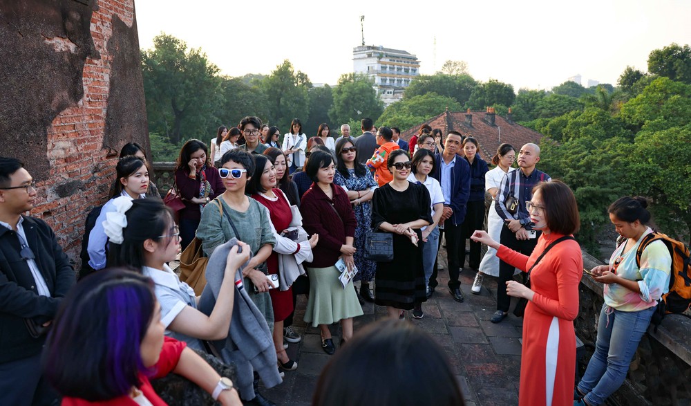 Sản phẩm du lịch “Ký ức Cột Cờ” tôn vinh giá trị biểu tượng của Cột cờ Hà Nội - Ảnh 10. Sản phẩm du lịch “Ký ức Cột Cờ” tôn vinh giá trị biểu tượng của Cột cờ Hà Nội - Ảnh 10.