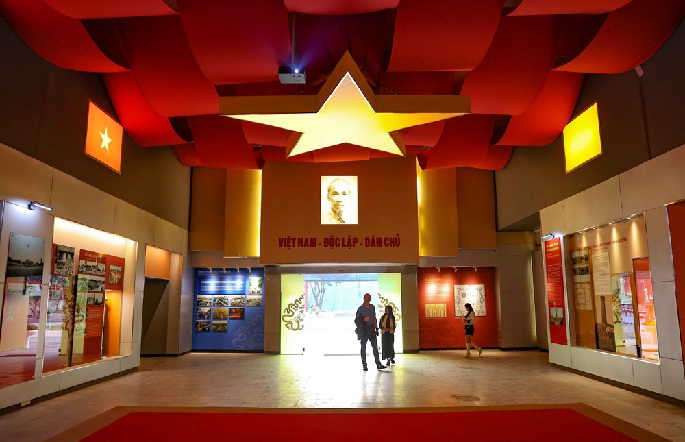 Sản phẩm du lịch “Ký ức Cột Cờ” tôn vinh giá trị biểu tượng của Cột cờ Hà Nội - Ảnh 5. Sản phẩm du lịch “Ký ức Cột Cờ” tôn vinh giá trị biểu tượng của Cột cờ Hà Nội - Ảnh 5.