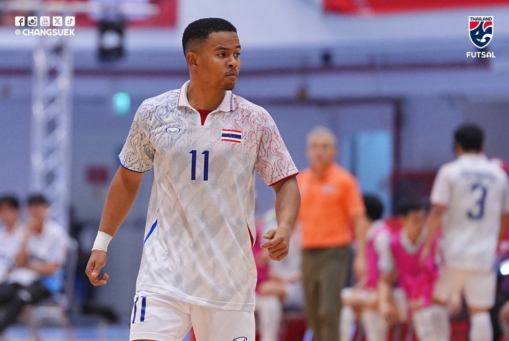 Đội Thái Lan thua sốc 1-6 ở chung kết dù có ngôi sao chơi ở châu Âu, mục tiêu của Madam Pang không thành - Ảnh 2.