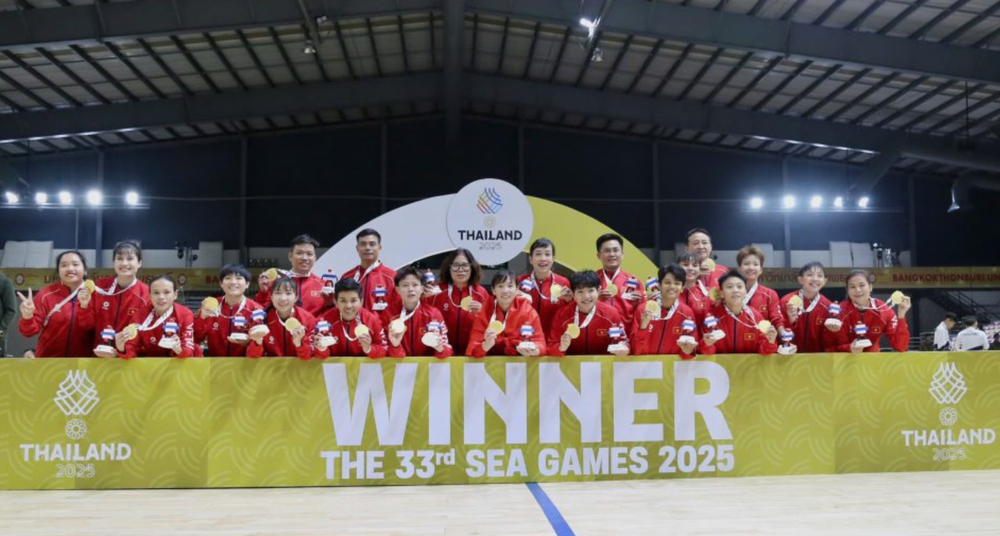 Được FIFA ngợi khen, Thùy Trang đứng trước cơ hội giành Quả bóng vàng Việt Nam lần thứ hai - Ảnh 3.