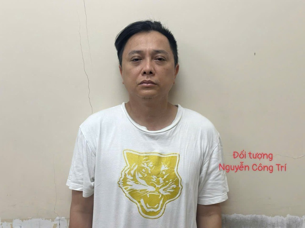 Nhìn lại việc những nghệ sĩ, người nổi tiếng "nhúng chàm" trong năm 2025 - Ảnh 2.