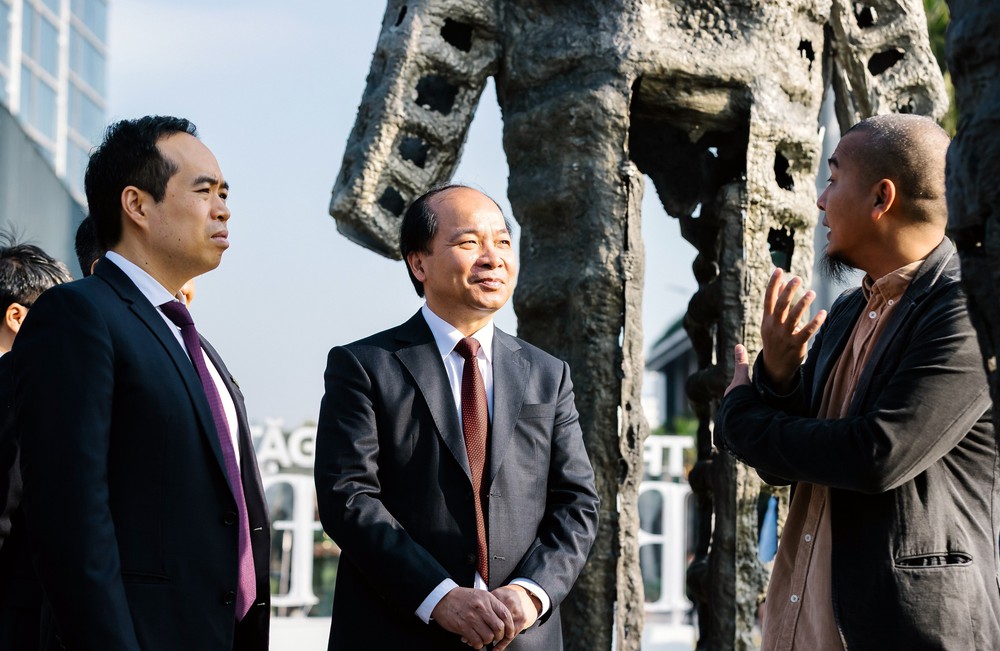 Trưng bày tổ hợp nghệ thuật công cộng quy mô lớn về Chiến thắng Bạch Đằng - Ảnh 3.