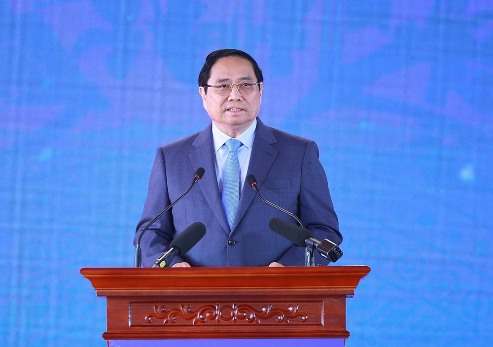 Bộ trưởng Bộ Xây dựng: 234 công trình, dự án trọng điểm mở ra không gian phát triển mới - Ảnh 1.