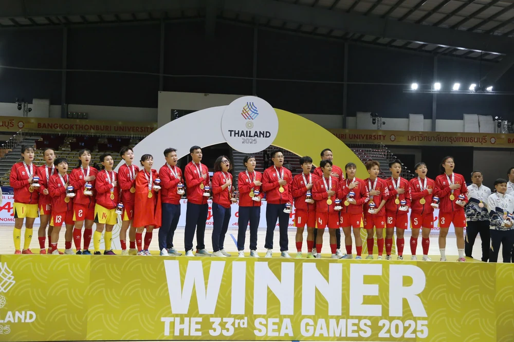 Thùy Trang giành HCV SEA Games 2025: Chiến binh ‘không tuổi’ phá vỡ mọi giới hạn - Ảnh 3.
