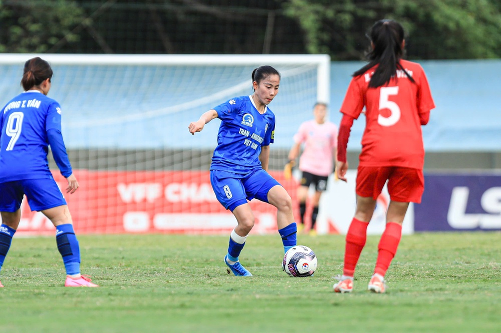 Đội tuyển nữ Việt Nam: Sức sống từ thế hệ “Gen Z” - Ảnh 1. Đội tuyển nữ Việt Nam: Sức sống từ thế hệ “Gen Z” - Ảnh 1.