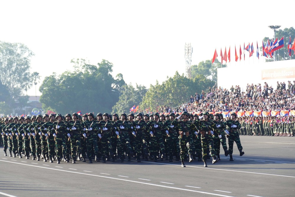 50 năm Quốc khánh CHDCND Lào: Tinh thần đoàn kết và khát vọng vươn tới tương lai tươi sáng - Ảnh 7. 50 năm Quốc khánh CHDCND Lào: Tinh thần đoàn kết và khát vọng vươn tới tương lai tươi sáng - Ảnh 7.