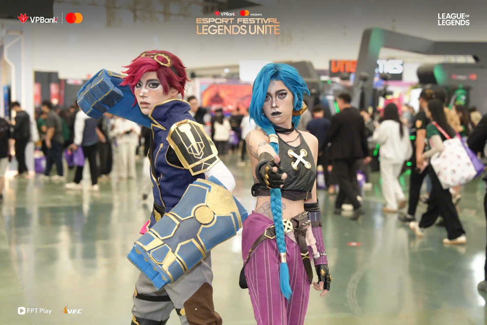 Faker và T1 khuấy động lễ hội eSports lớn chưa từng có tại Việt Nam - Ảnh 5.