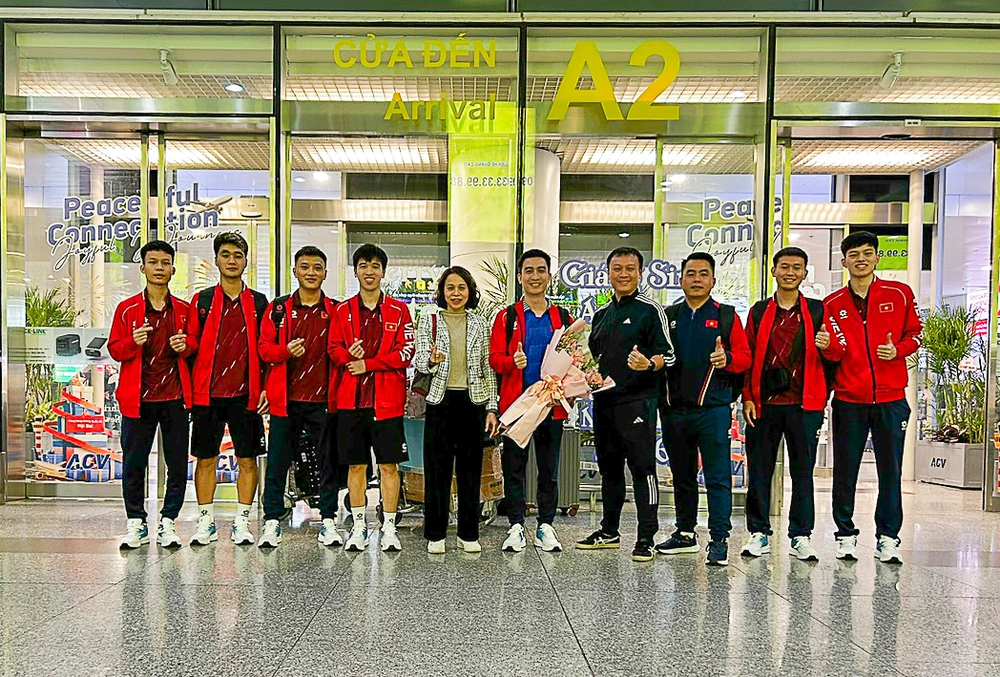 Tin nóng bóng đá Việt hôm nay 21/12: Chốt kênh phát sóng trực tiếp VCK U23 châu Á 2026; Futsal U19 Việt Nam dự giải Đông Nam Á - Ảnh 1.